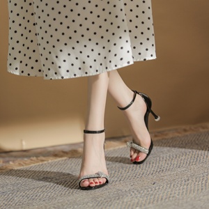 Sandales de soirée à talons hauts pour femmes, ornées de cristaux, pour demoiselles d'honneur, chaussures de princesse pour mariage, sandales tendance - Product Image 4