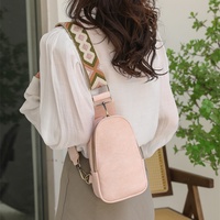 Sac bandoulière tendance pour femme en cuir PU et cuir végétalien, avec fermeture éclair, personnalisable, sac de poitrine sport à motif rayé et chaîne