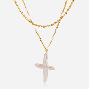 Collier double rang en perles d'eau douce, pendentif géométrique en acier inoxydable plaqué or 18 carats, bijoux tendance - Product Image 1