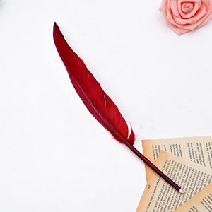 Nouveau <span class=keywords><strong>stylo</strong></span> à bille <span class=keywords><strong>plume</strong></span> encre noire <span class=keywords><strong>plume</strong></span> <span class=keywords><strong>vintage</strong></span> <span class=keywords><strong>plume</strong></span> peinture or métal raffiné plaqué tige <span class=keywords><strong>plume</strong></span> <span class=keywords><strong>stylo</strong></span> à bille pour cadeau de mariage - Product Image 2