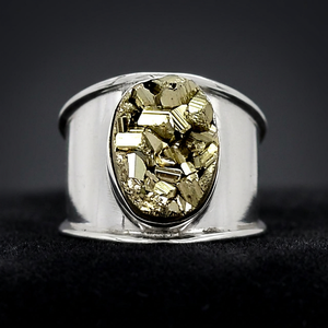 Anillo Minimalista de Plata de Ley 925 con Piritas Doradas Naturales de Forma Ovalada, Engastadas en Bisel, Calidad AAA, Hecho a Mano, para Bodas y Fiestas - Product Image 3