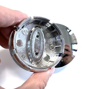 Emblème <span class=keywords><strong>de</strong></span> <span class=keywords><strong>roue</strong></span> <span class=keywords><strong>de</strong></span> voiture 66mm capuchon <span class=keywords><strong>de</strong></span> moyeu central <span class=keywords><strong>de</strong></span> <span class=keywords><strong>roue</strong></span> pour <span class=keywords><strong>Ford</strong></span> Auto Rim Refit anti-poussière Badge couvre accessoires pour EDGE TITANIUM - Product Image 4