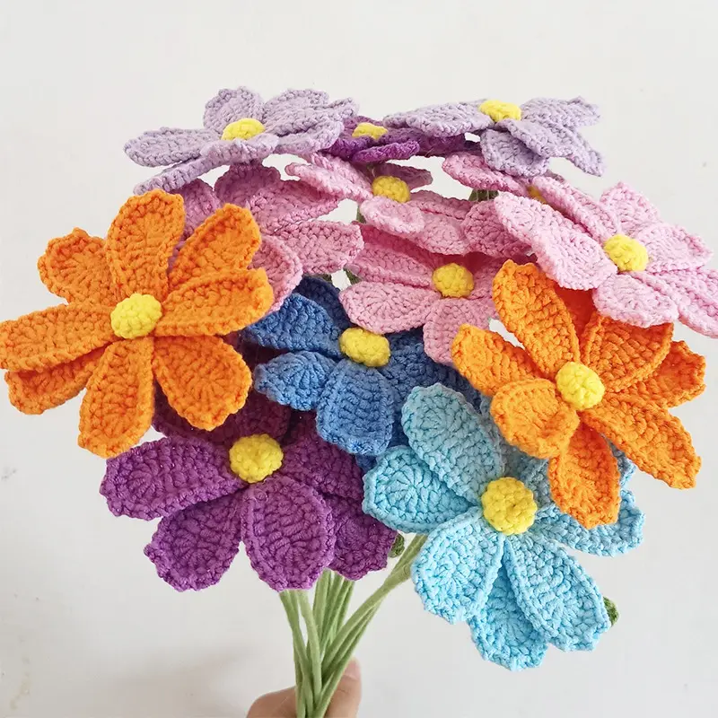 Fiori eterni fatti a mano a maglia fiore artificiale decorazione per la casa fiori Crochet Bouquet valle gelso decorativo