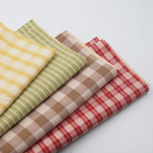 Rollo al por mayor precio barato Tatan Plaid diseños rayón algodón poli mezclado pequeño cheque Plaid hilo teñido tela - Product Image 1
