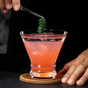 Verres à vin en plastique évasés à large ouverture créatifs 2024, whisky, vin occidental, dessert et martini pour les soirées vin, fabriqués au Vietnam - Product Image 4