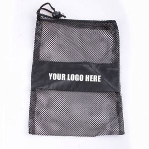Bolsa de Malla de Poliéster Negra Multifuncional Moderna Personalizada con Cordón, para Hotel, Lavandería, Deportes, Viajes y Almacenamiento - Product Image 2