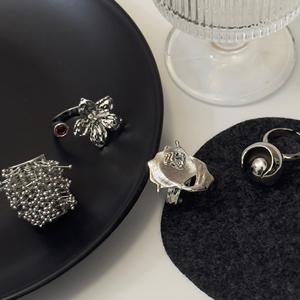 Anillo mixto y combinado de industria pesada con personalidad exagerada chapada en oro de Metal Retro en forma de fuegos artificiales - Product Image 5