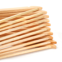 Fabricant de cintres depuis 21 ans, vente en gros de cintres en bois naturel, lot de 100 cintres en bois pour vêtements