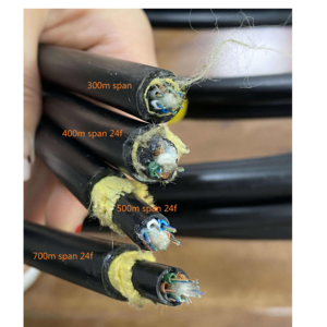 Câble à fibres optiques aérien 12 cœurs AS80 4 km, câble à fibres optiques enroulé, 24 48 96 144 cœurs, <span class=keywords><strong>fibre</strong></span> G652D, portée de 100 200 500 m, câble à fibres optiques ADSS extérieur - Product Image 1