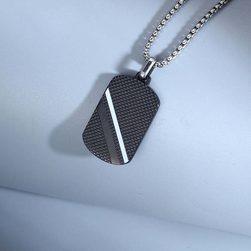 Pendentif unique en argent et or