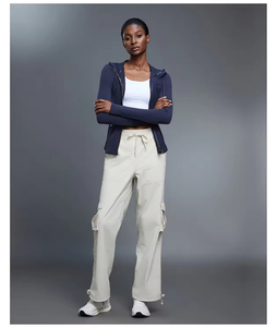 <span class=keywords><strong>Veste</strong></span> de <span class=keywords><strong>sport</strong></span> à capuche pour <span class=keywords><strong>femme</strong></span> coupe ajustée poche à fermeture éclair en métal logo personnalisé <span class=keywords><strong>grande</strong></span> <span class=keywords><strong>taille</strong></span> <span class=keywords><strong>veste</strong></span> de yoga de fitness en plein air d'hiver - Product Image 5