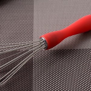 Fouet à œufs moderne de 9 pouces en acier inoxydable avec manche en plastique pour la pâtisserie et la cuisine, outil en silicone pour usage domestique - Product Image 3