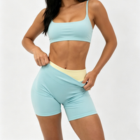 Shorts de cyclisme double couche respirants pour femmes, couleur bleue principale avec ceinture jaune, pour le sport, le fitness et le yoga