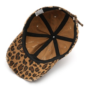 Fashionable <b>Leopard</b> Pattern Snapback <b>Hats</b> - Soft and Breathable Fabric With Bold <b>Print</b> for a Standout Streetwear Look - Product Image 2