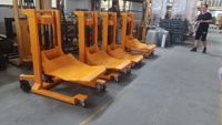 Lève-rouleaux manuel en acier inoxydable, capacité 300 kg, hauteur de levage 900 mm, diamètre de fût 1000 mm, pour environnements pharmaceutiques et purs