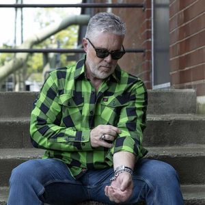 2025 cuir hommes 100% coton doux flanelle à manches longues chemise à carreaux boutonnée coupe décontractée conception à carreaux classique - Product Image 3