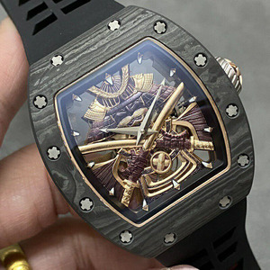 Reloj Tourbillon con Diseño de Esqueleto Samurai para Hombre 047, con Caja Tonneau de Fibra de Carbono, Reloj Mecánico Deportivo de Lujo para Hombre - Product Image 1