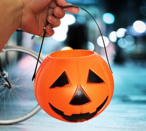 Wholesale Plastic Halloween <strong>Pumpkin</strong> Buckets <strong>Large</strong>, Medium and Small Children's Candy Jar Fall Decor <strong>Pumpkin</strong> - Product Image 2