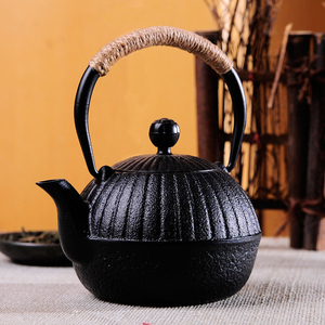 550ml di Trasporto Fatti A Mano <span class=keywords><strong>Samovar</strong></span> Cast Nero Mini <span class=keywords><strong>Teiera</strong></span> In Ghisa Bollitore <span class=keywords><strong>Teiera</strong></span> di Tè Insieme Rom Argilla Smaltato Bollitore del Puer Tè Verde - Product Image 3