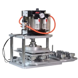 Máquina Neumática para Hacer Botones de 25-75 mm con 6 Moldes Redondos de 32-58 mm para la Creación de Botones - Product Image 2