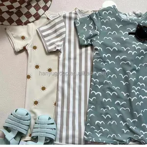 Conjunto de biquíni personalizado, conjunto de biquíni de duas peças, plissado, top e parte de baixo para maiô funcional, conjunto de blusão para meninas de verão