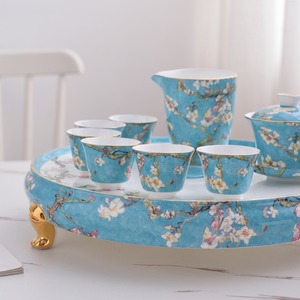 ชุดกาแฟและชาเซรามิคลายดอกไม้พร้อมถาดในกล่องสีน้ำเงินสำหรับน้ำชายามบ่าย - Product Image 4