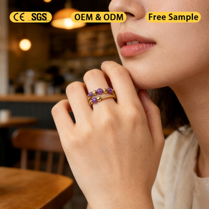 Vente en gros d'anneaux en cristal faits à la main, ajustables, enveloppés de fil, bijoux en pierres précieuses - Product Image 2