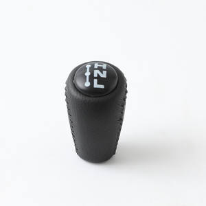 หัวเกียร์รถยนต์สำหรับโตโยต้า แลนด์ ครุยเซอร์ ปราโด พียูพลาสติกออกแบบตามหลักสรีรศาสตร์ 5 ระดับแฮนด์บอลขนาดใหญ่ - Product Image 2