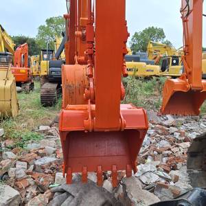 Excavatrice d'occasion Hitachi EX70 d'origine fabriquée au Japon, 7 tonnes, Hitachi Zaxis EX70, excavatrice hydraulique sur chenilles d'occasion à vendre - Product Image 4