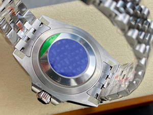 Montre de plongée lumineuse et étanche à mouvement automatique en acier inoxydable 904L pour hommes - Product Image 4