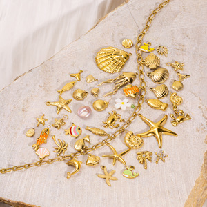 Galerie de charmes sur le thème de la vie marine |   Pendentifs en acier inoxydable plaqué or 18K PVD sur le thème de la vie marine pour la création de bijoux DIY |   Imperméable et durable - Product Image 5