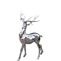 Sculpture de cerf en acier inoxydable, art contemporain, statue de faune en métal sur mesure pour l'intérieur haut de gamme des centres de villégiature et des places publiques