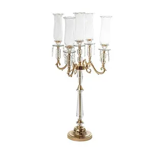 婚礼桌中心件金属5臂金水晶烛台，带玻璃灯罩