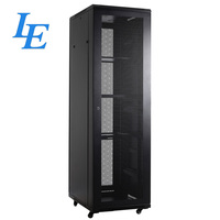 Armoire de serveur 42U de 19 pouces à refroidissement liquide, armoire de brassage de données, protection IP20, acier SPCC, revêtement en poudre, norme IEC297-2, en stock, 800 kg