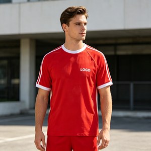Camiseta de hombre de 360 g/m², 100 % algodón, tejido suave y holgado, con efecto lavado ácido y bloques de color, cuello redondo. - Product Image 4