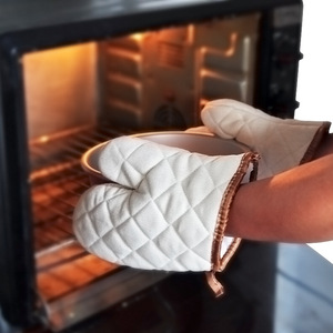 Pure Cotton Oven Mitts White Thickened Heat Resistant For Baking And Microwave Use Small Size - Product Image 1