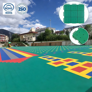 Baldosas de suelo suspendidas antideslizantes con drenaje, suelo deportivo entrelazado impermeable para exteriores para parques infantiles y jardines - Product Image 3