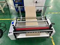 Machine automatique de découpe de film PVC en cuir CNC-Machine de découpe de rouleaux de papier d'aluminium et équipement de découpe de feuilles PP