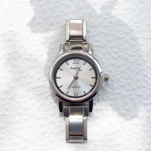 Reloj de Cuarzo Cuadrado Vintage para Mujer, Superventas, con Conjunto de Pulseras Modulares DIY, Estilo Europeo Americano, Venta al por Mayor - Product Image 3