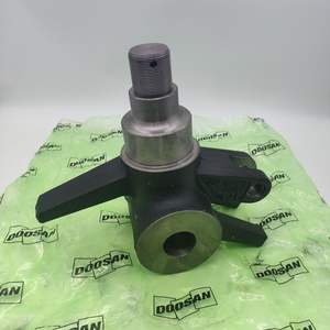 ข้อต่อพวงมาลัยด้านขวา Doosan รุ่น D35S2 D40S2 D45S2 D50C2 สำหรับรถยกดีเซล อะไหล่ทดแทน 19010110-00033 - Product Image 3