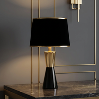 Lampe de table moderne de luxe en métal noir et or, lampe de chevet nordique avec abat-jour en tissu blanc pour chambre à coucher, salon, hôtel, décoration intérieure