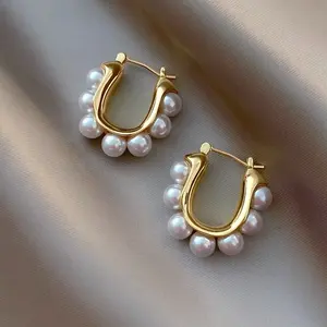 2024 New Arrival Retro Simulated Pearl Oval Hoop Earrings For Women Fashion Classic Geometric Pearl Drop Earring 18k Gold Plated