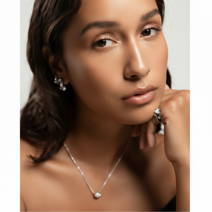 สร้อยคอ Lucia รูปทรงเรขาคณิต ชุบทอง ดีไซน์ออร์โธดอกซ์ทันสมัย เหมาะสำหรับงานแต่งงาน งานหมั้น งานครบรอบวันเกิด งานเลี้ยงฉลอง  สีทอง - Product Image 1