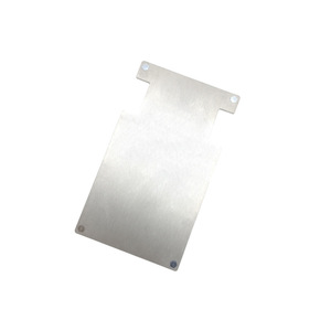 Dissipateur thermique en aluminium Youyue 130x75x2mm pour montage sur panneau de contrôleur de véhicule électrique - Product Image 1