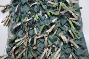 <span class=keywords><strong>Filet</strong></span> <span class=keywords><strong>de</strong></span> <span class=keywords><strong>camouflage</strong></span> 3D à franges motif forêt pour la chasse et la protection anti-photographie aérienne - Product Image 1