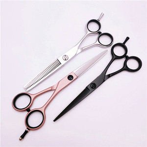 กรรไกรตัดผมมืออาชีพ 5.5 นิ้ว 440C สแตนเลสสตีล สำหรับคนถนัดขวา แบบใบมีดแบน สำหรับใช้ในร้านเสริมสวย โรงงานซูโจวโดยตรง - Product Image 1