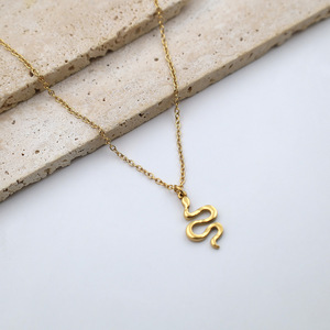 Snake Pendant Necklace Gold Chain Women's Everyday Wear Geometric Animal Design 18k Gold Plated Clavicle Chain - Product Image 1