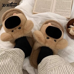 XIXITIAO Pantoufles en peluche douces et moelleuses à l'effigie d'animaux de dessin animé, chaudes pour l'hiver, en coton doux, chaussures d'intérieur confortables pour femmes - Product Image 4