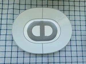 Juego de Platos Redondos de Porcelana Esmaltada de Estilo Nórdico de Lujo en Siete Colores, Ecológicos y Bohemios, con Caja de Regalo - Product Image 4