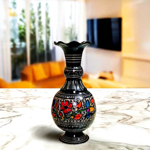Vase à fleurs en aluminium artisanal, vase décoratif en métal pour la maison, le bureau, l'hôtel et la décoration du salon - Product Image 1